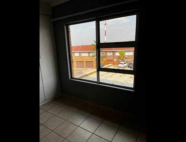 2 BEDROOM PROPERTY TO RENT IN BIRCHLEIGH